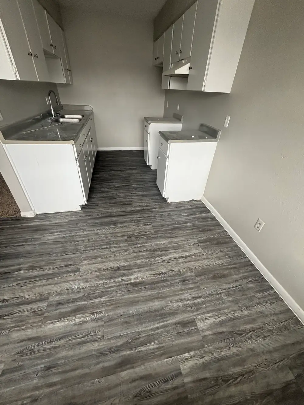 Reading a Flooring Quote: What the Per-Square-Foot Number Doesn't Tell You